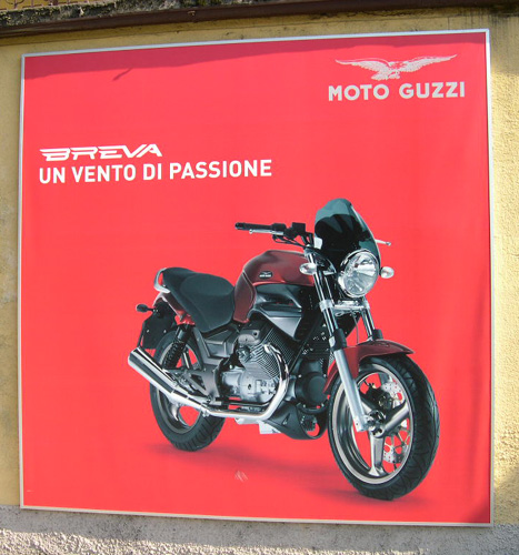 Moto Guzzi Breav 750 IE